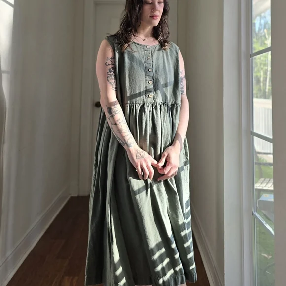 Not Perfect Linen Dress 1X - Picture 3 of 3